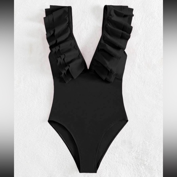 One piece bathing suit, or bodysuit - Picture 14 of 16